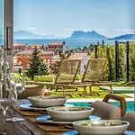 Vivi Homes - Azure - Sea View - Mountain View - Pool - Garden *