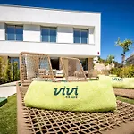 Vivi Homes - Azure - Sea View - Mountain View - Pool - Garden