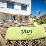 Vivi Homes - Azure - Sea View - Mountain View - Pool - Garden בית נופש