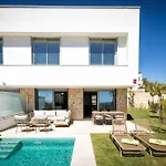 Vivi Homes - Azure - Sea View - Mountain View - Pool - Garden בית נופש אסטפונה