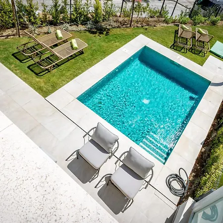 Vivi Homes - Azure - Sea View - Mountain View - Pool - Garden Prázdninový dům